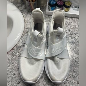 womens adidas tennis shoes slip on